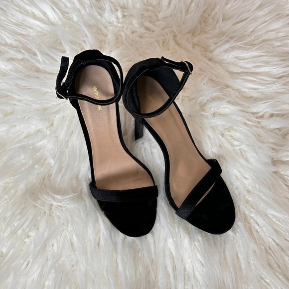 PrettyLittleThing Black Velvet Heels - Picture 5 of 7